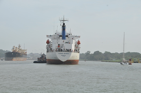 Canal%20Transit%20014.jpg
