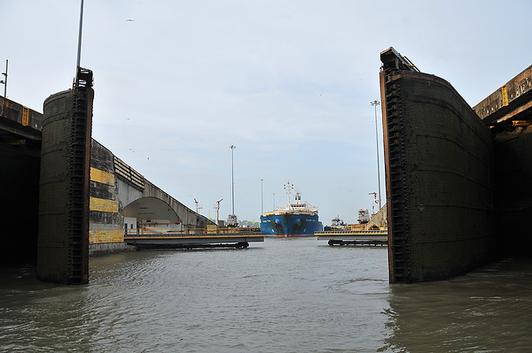 Canal%20Transit%20022.jpg